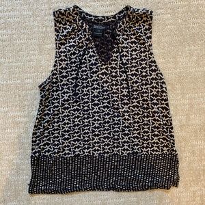 Black and Tan Pattern Tank